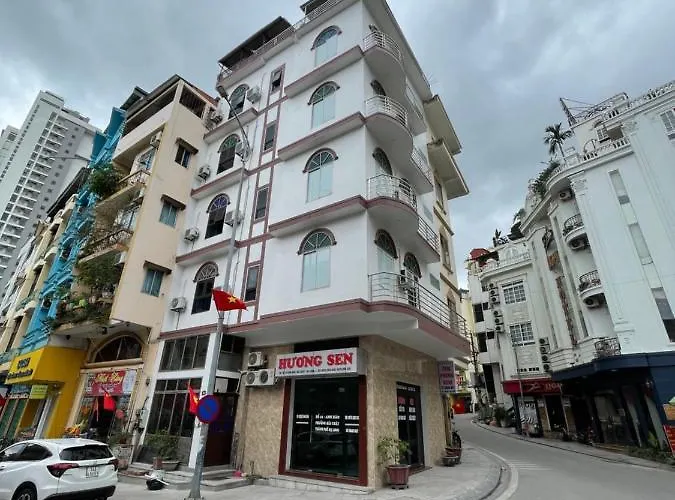 Aparthotel Huong Sen *